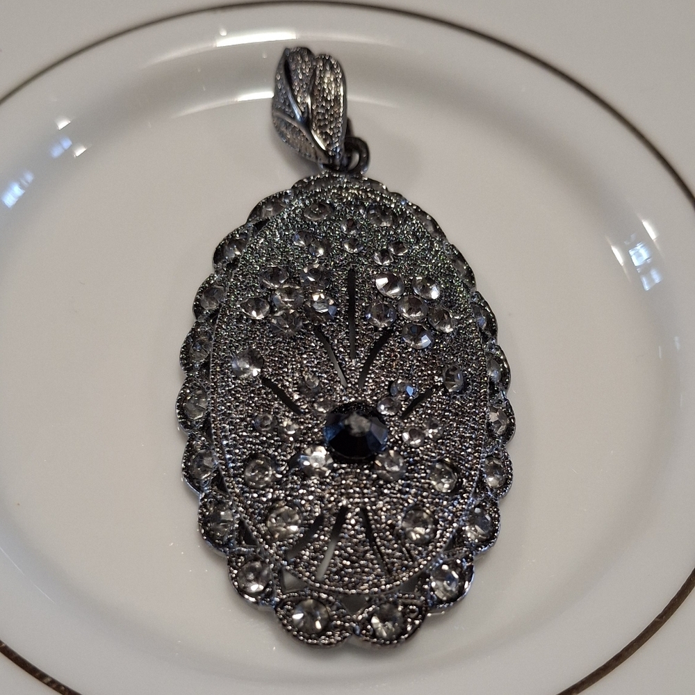 Pendant - Picture 6 of 12